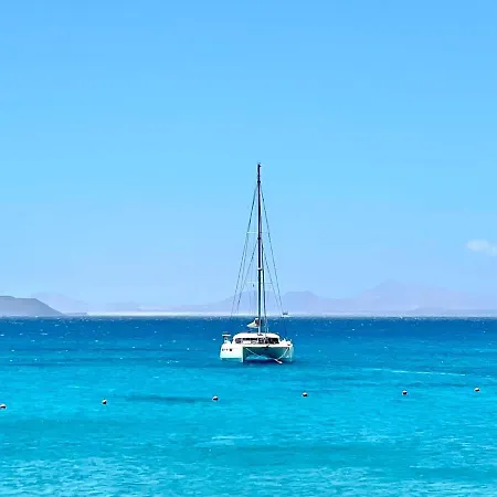 Single With Half Board, Wifi, Pool, Beach Playa Blanca (Lanzarote)