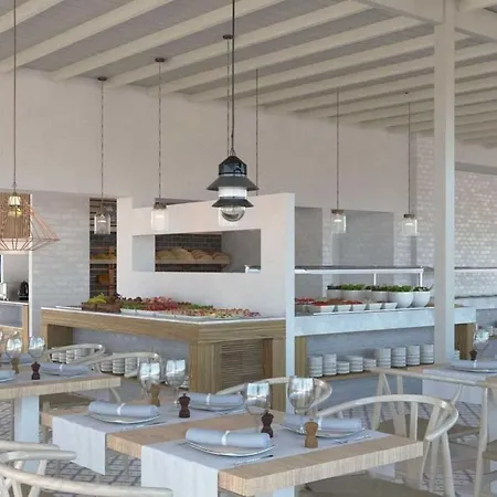 Single With Half Board, Wifi, Pool, Beach Playa Blanca (Lanzarote)